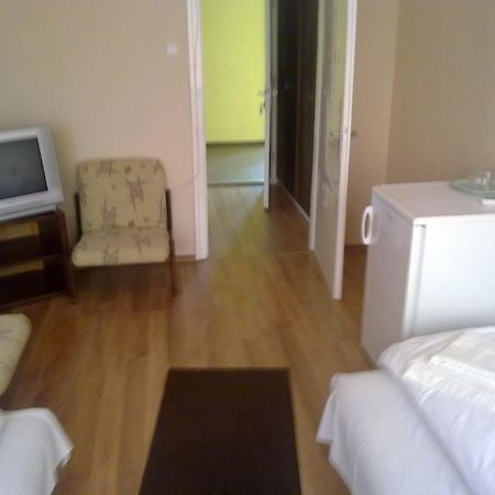 Eszterhazy Karoly Egyetem Hotel เอ็กเกอร์ ภายนอก รูปภาพ