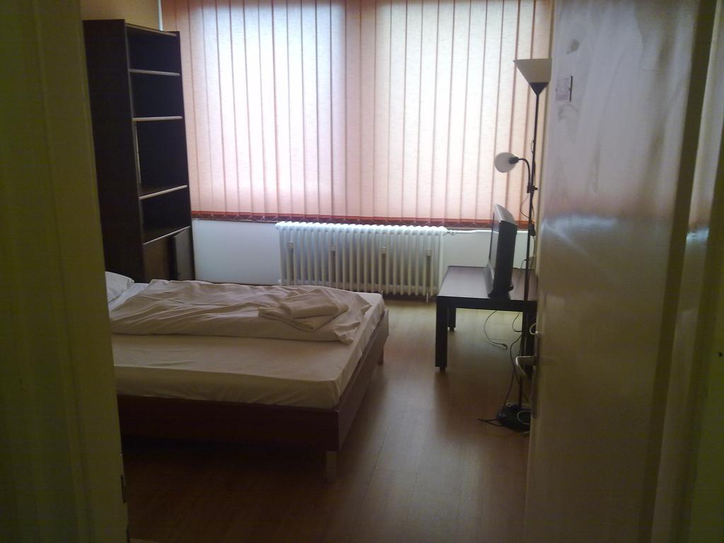 Eszterhazy Karoly Egyetem Hotel เอ็กเกอร์ ภายนอก รูปภาพ
